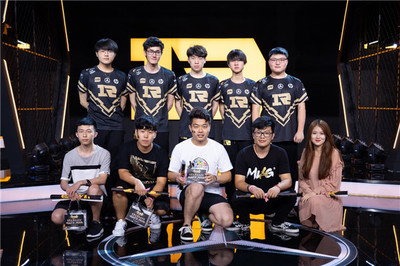 英雄联盟S14比赛压住在哪